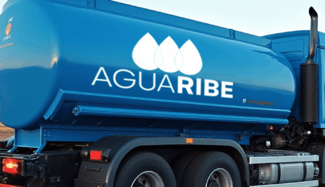 ¿Necesitas un suministro de agua confiable y de calidad por pipa? En Aguaribe, estamos listos para atenderte.